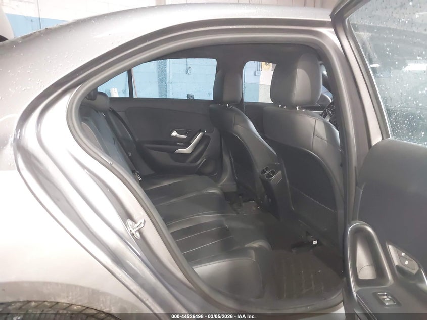 2022 Mercedes-benz A-klasse VIN W1K3G4FBXNJ367729 IAAI salvage auction — FRONT END, Salvage Title, sold $7,950 on 2026-08-17 (photo 8)