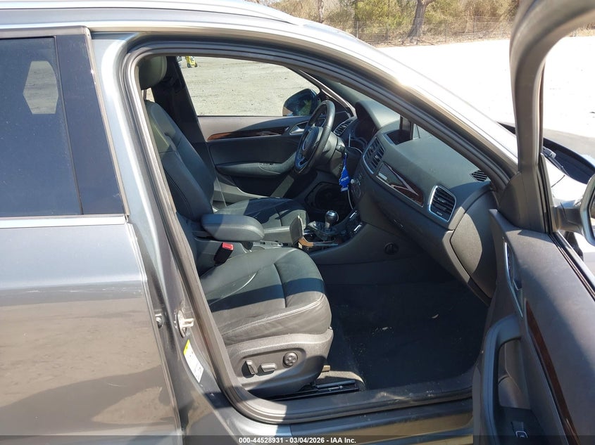 2015 Audi Q3 VIN WA1EFCFS7FR008321 IAAI salvage auction — LEFT SIDE, Salvage (Georgia), sold $1,950 on 2026-07-10 (photo 5)
