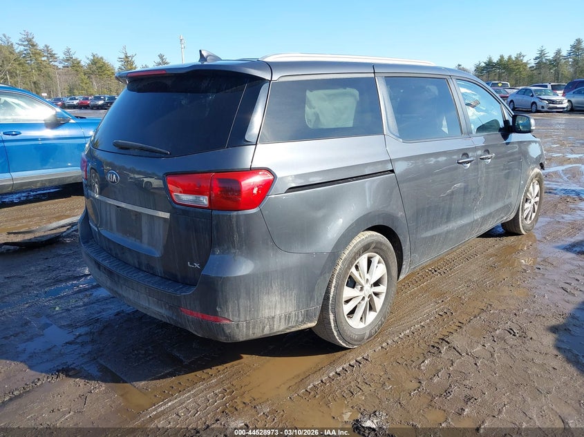 2016 Kia SEDONA VIN KNDMB5C18G6085089 IAAI salvage auction — RIGHT FRONT, Salvage Title, sold $875 on 2026-07-17 (photo 4)