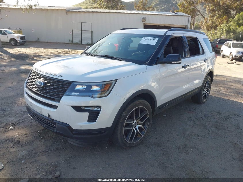 2019 Ford Explorer VIN 1FM5K8GT0KGB40392 IAAI salvage auction — THEFT, Salvage Title, sold $4,350 on 2026-07-29 (photo 2)