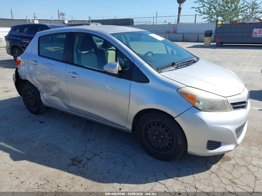 2014 Toyota Yaris VIN JTDKTUD34ED580851 IAAI salvage auction — RIGHT SIDE, Salvage Title, sold $1,400 on 2026-07-29 (photo 1)