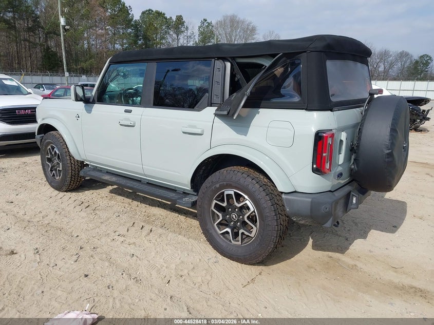 2021 Ford Bronco VIN 1FMDE5DH4MLA61268 IAAI salvage auction — FRONT END, Salvage Title, sold $15,500 on 2026-09-20 (photo 3)