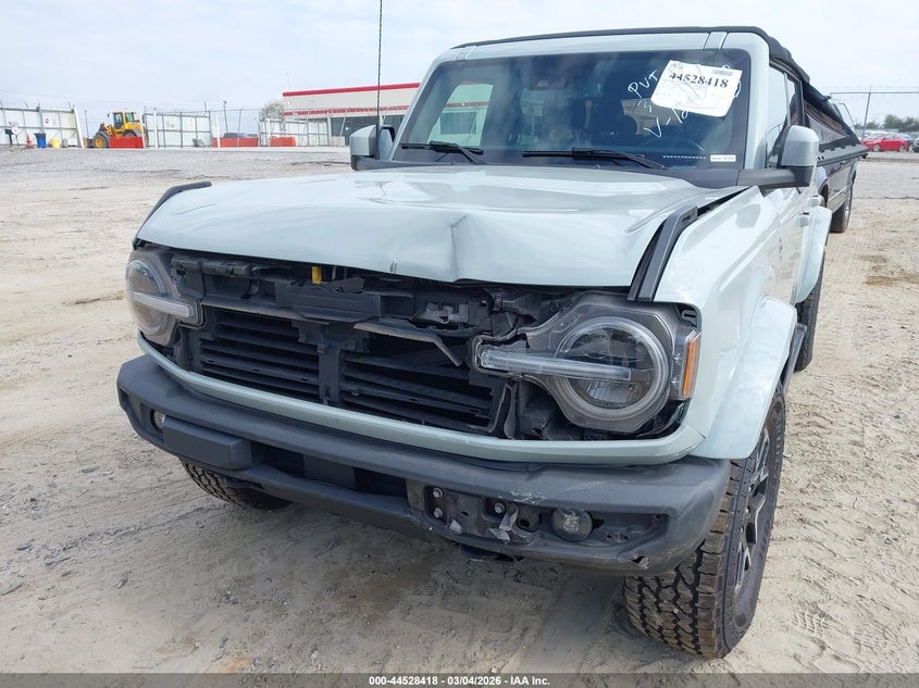 2021 Ford Bronco VIN 1FMDE5DH4MLA61268 IAAI salvage auction — FRONT END, Salvage Title, sold $15,500 on 2026-09-20 (photo 6)