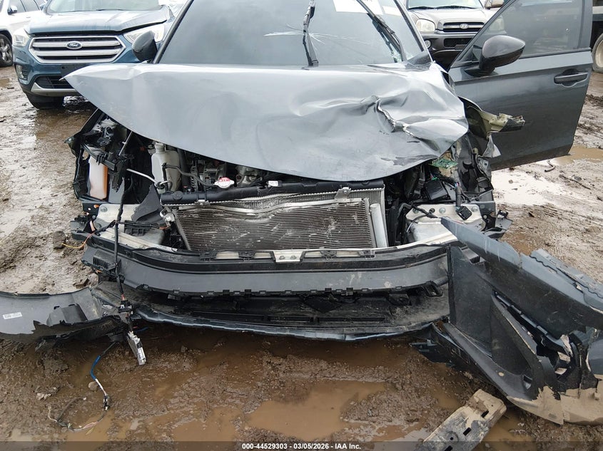 2024 Honda Civic VIN 2HGFE2F51RH517392 IAAI salvage auction — FRONT END, Salvage Title, sold $3,200 on 2026-07-19 (photo 6)