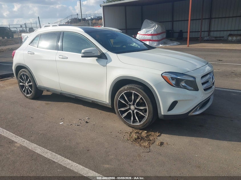 2017 Mercedes-benz Gla-klasse VIN WDCTG4GB9HJ299947 IAAI salvage auction — LEFT SIDE, Salvage (Mississippi), sold $3,575 on 2026-08-06 (photo 1)