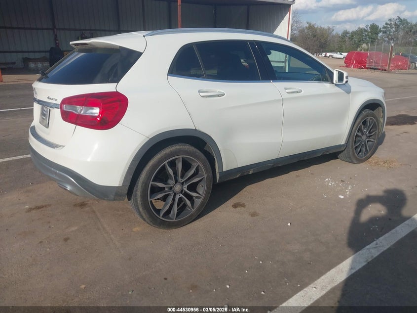 2017 Mercedes-benz Gla-klasse VIN WDCTG4GB9HJ299947 IAAI salvage auction — LEFT SIDE, Salvage (Mississippi), sold $3,575 on 2026-08-06 (photo 4)