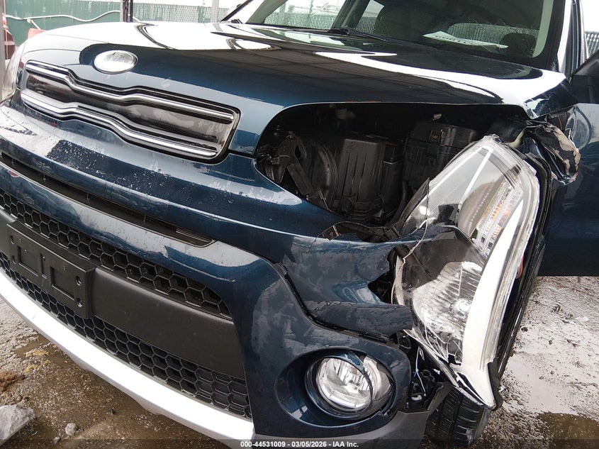 2017 Kia Soul VIN KNDJP3A56H7413121 IAAI salvage auction — FRONT END, Salvage Title, sold $1,575 on 2026-07-09 (photo 6)