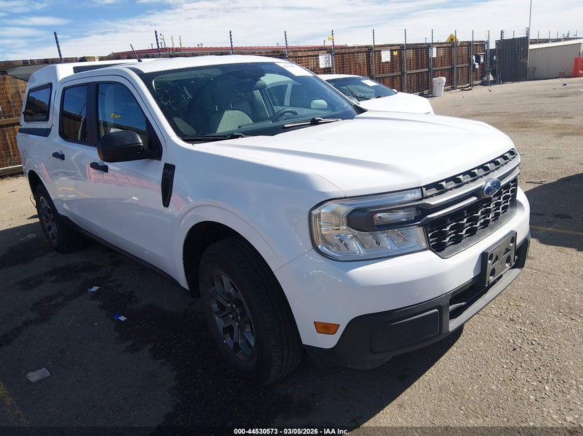 2023 Ford Maverick VIN 3FTTW8F98PRA14691 IAAI salvage auction — FRONT & REAR, Salvage Title, sold $8,900 on 2026-07-28 (photo 1)