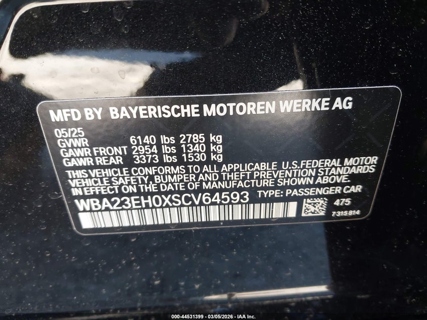 2025 BMW 7er VIN WBA23EH0XSCV64593 IAAI salvage auction — LEFT FRONT, Salvage (California), sold $46,150 on 2026-07-06 (photo 9)