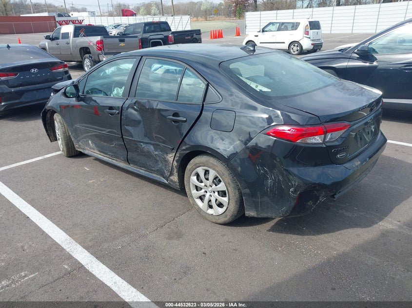 2024 Toyota Corolla VIN 5YFB4MDE8RP120240 IAAI salvage auction — FRONT END, Salvage Title, sold $3,100 on 2026-07-07 (photo 3)