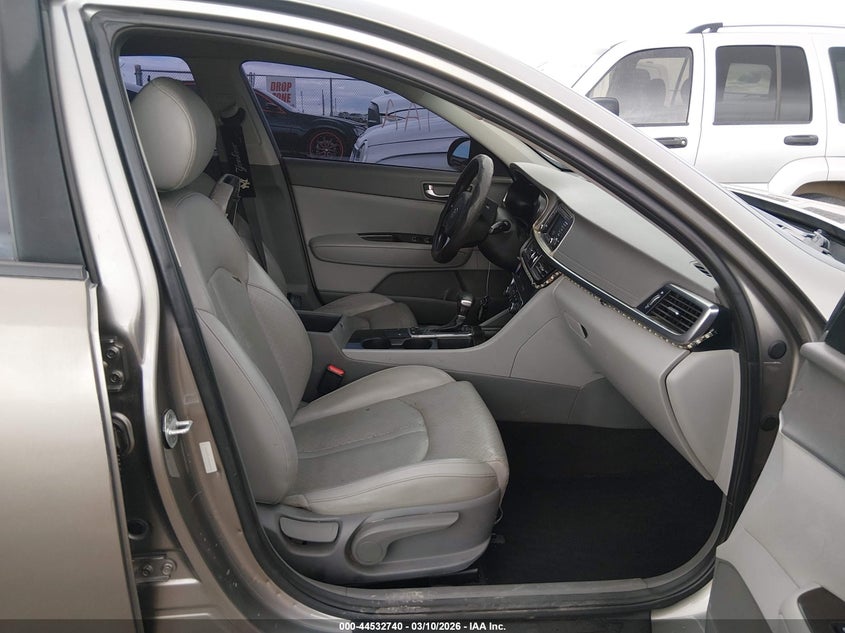 2016 Kia Optima VIN 5XXGU4L39GG046998 IAAI salvage auction — FRONT END, Salvage Title, sold $1,500 on 2026-07-15 (photo 5)