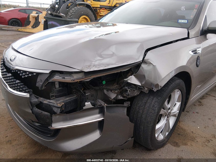 2016 Kia Optima VIN 5XXGU4L39GG046998 IAAI salvage auction — FRONT END, Salvage Title, sold $1,500 on 2026-07-15 (photo 6)