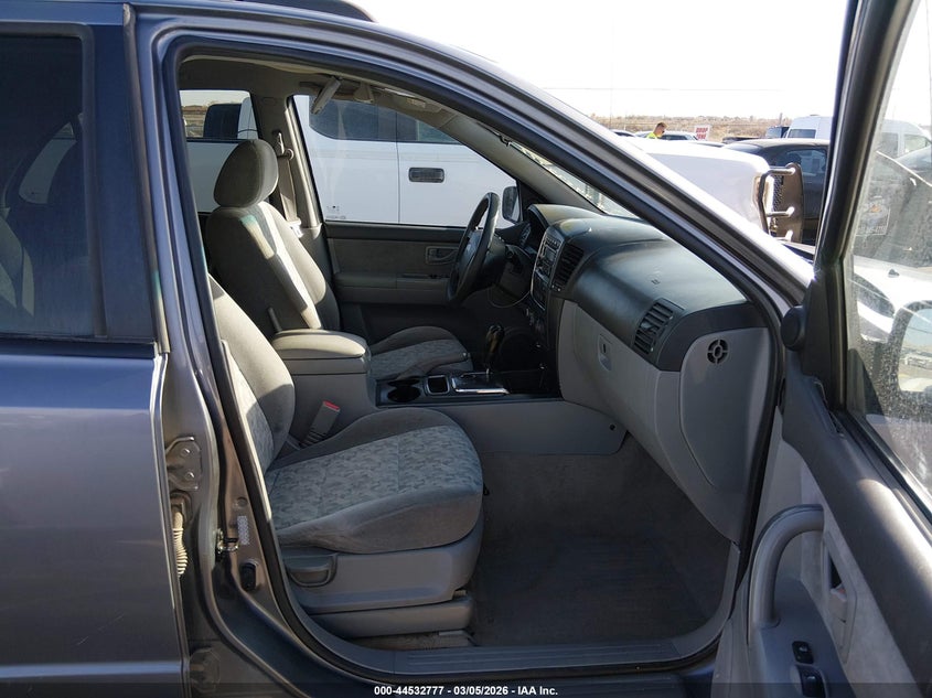 2007 Kia Sorento VIN KNDJC736975687335 IAAI salvage auction — RIGHT FRONT, Original (Texas), sold $450 on 2026-07-15 (photo 5)