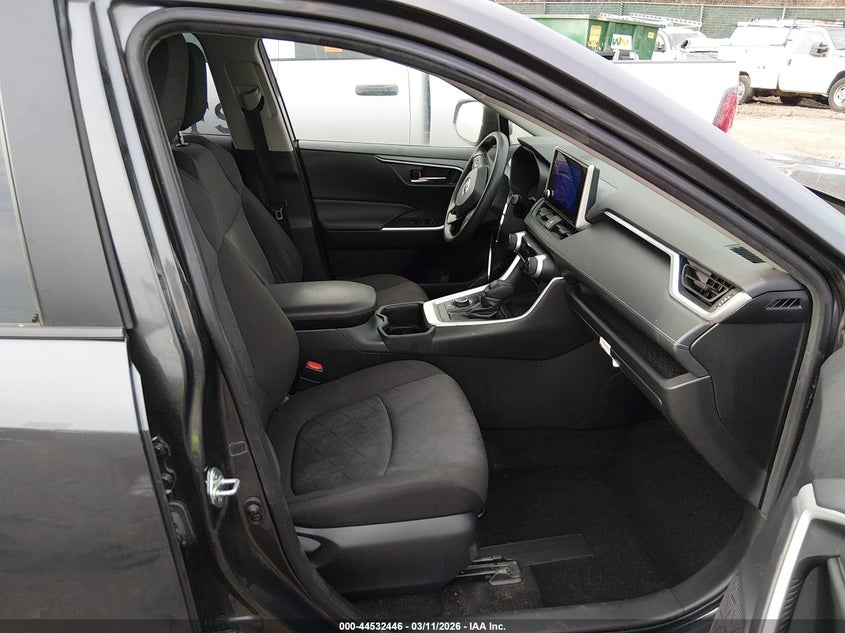 2024 Toyota Rav 4 VIN JTMRWRFV1RJ059580 IAAI salvage auction — FRONT END, Salvage Title, sold $11,300 on 2026-07-30 (photo 5)