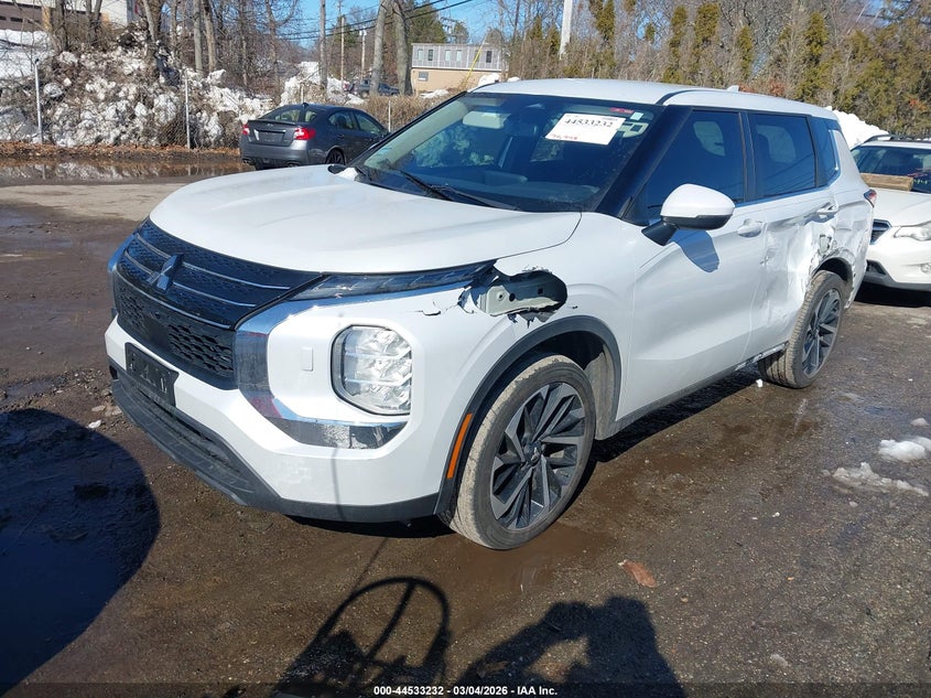 2022 Mitsubishi Outlander VIN JA4J4TA8XNZ041389 IAAI salvage auction — LEFT SIDE, Salvage Title, sold $9,250 on 2026-07-07 (photo 2)