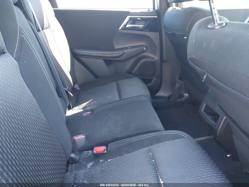 2022 Mitsubishi Outlander VIN JA4J4TA8XNZ041389 IAAI salvage auction — LEFT SIDE, Salvage Title, sold $9,250 on 2026-07-07 (photo 8)