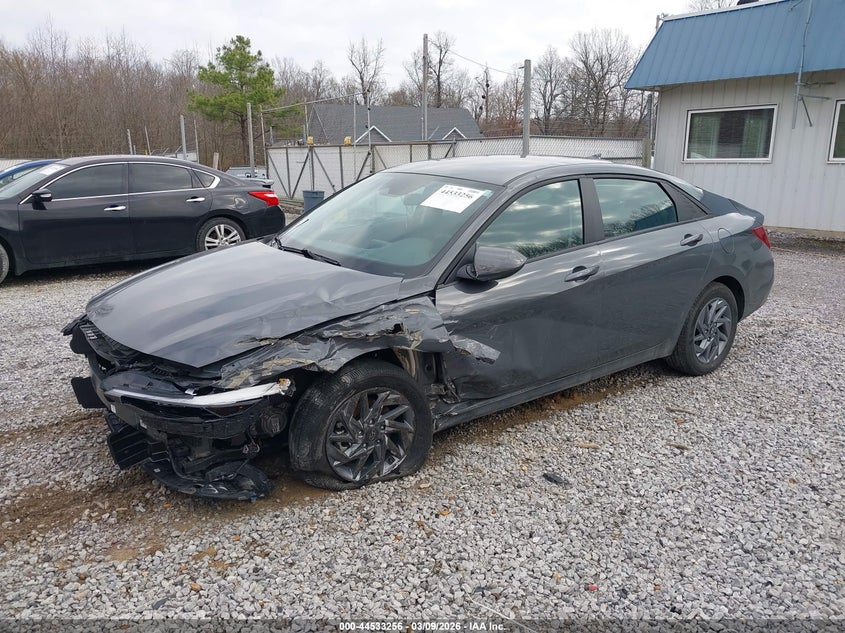 2024 Hyundai Elantra VIN KMHLM4DJ4RU114404 IAAI salvage auction — FRONT END, Original (Kentucky), sold $4,600 on 2026-07-21 (photo 2)