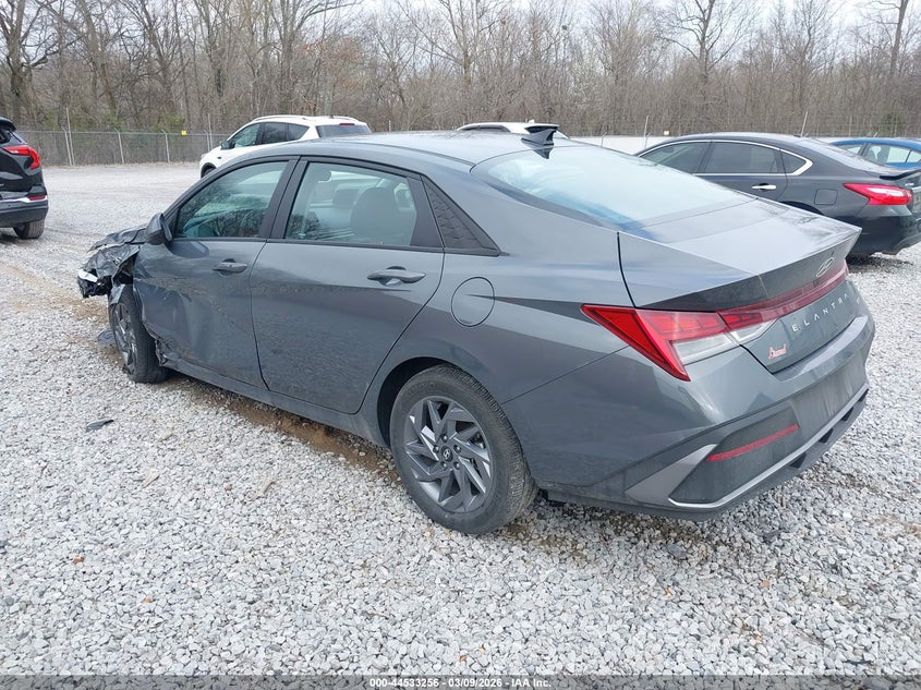 2024 Hyundai Elantra VIN KMHLM4DJ4RU114404 IAAI salvage auction — FRONT END, Original (Kentucky), sold $4,600 on 2026-07-21 (photo 3)