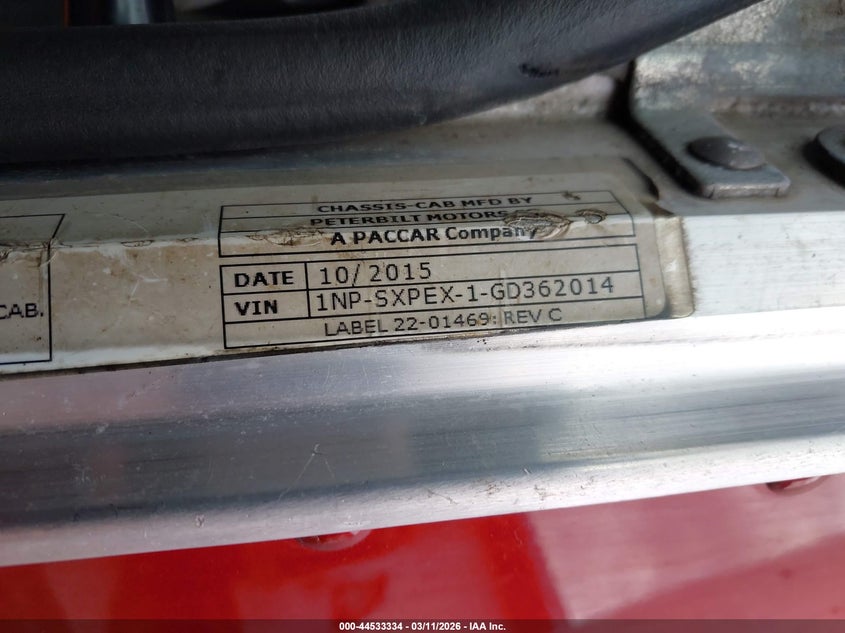 2016 Peterbilt 365 VIN 1NPSXPEX1GD362014 IAAI salvage auction — NORMAL WEAR, Clear (Pennsylvania), sold $29,000 on 2026-07-15 (photo 8)