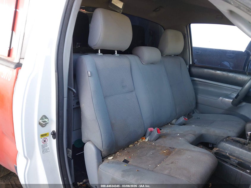 2014 Toyota Tacoma VIN 5TFNX4CN4EX034487 IAAI salvage auction — RIGHT FRONT, Salvage Title, sold $1,300 on 2026-07-21 (photo 8)
