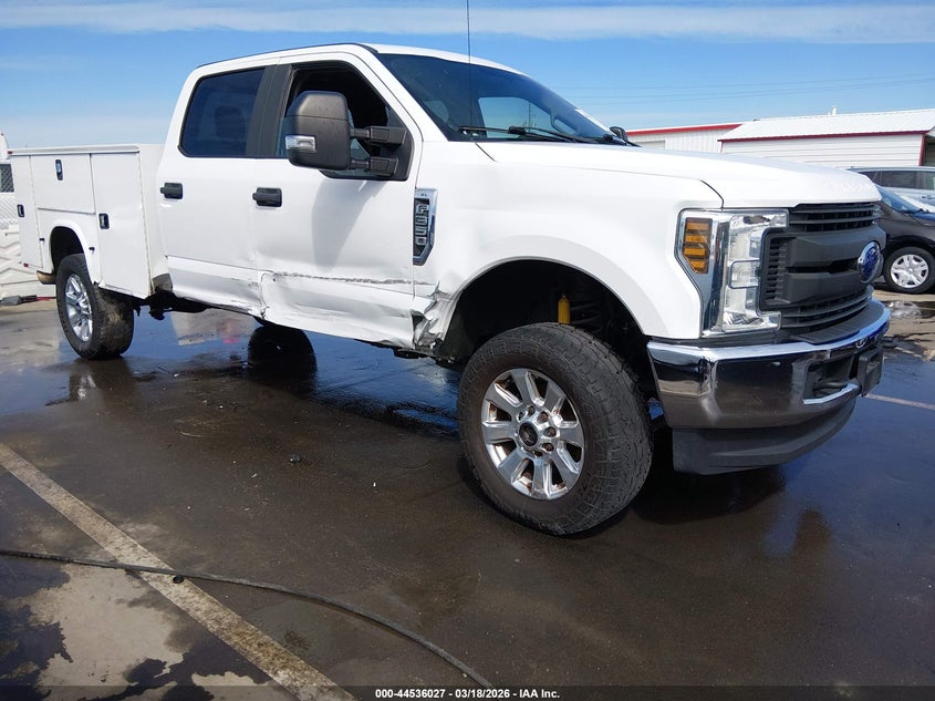 2019 Ford F350 VIN 1FD8W3B66KEC52289 IAAI salvage auction — RIGHT SIDE, Salvage (North Carolina), sold $9,400 on 2026-09-09 (photo 1)
