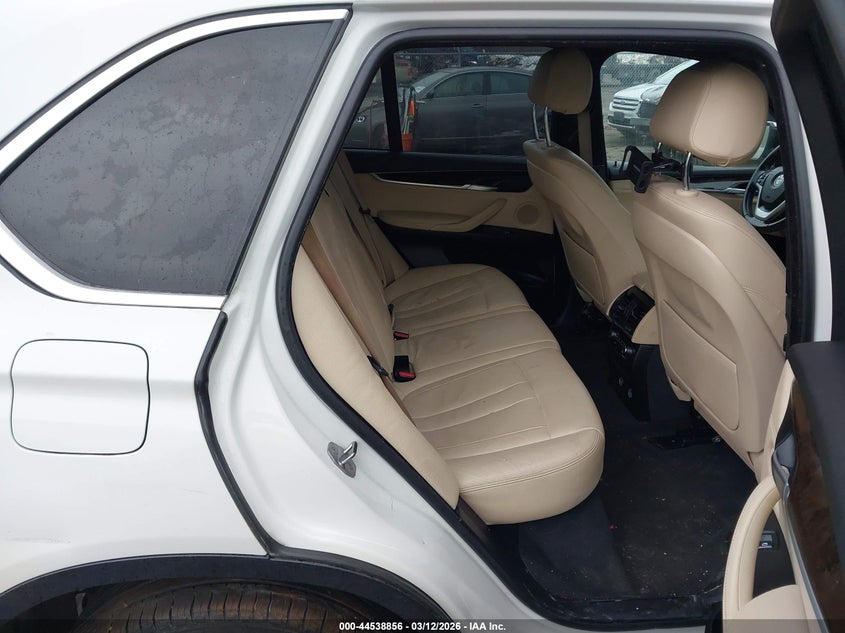 2017 BMW X5 VIN 5UXKR0C32H0V74467 IAAI salvage auction — ENGINE DAMAGE, Salvage Title, sold $25 on 2026-07-28 (photo 8)