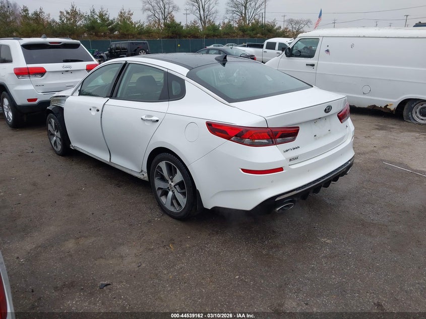 2019 Kia Optima VIN 5XXGT4L36KG372284 IAAI salvage auction — SIDE, Salvage Title, sold $825 on 2026-07-11 (photo 3)