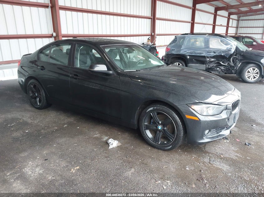 2015 BMW 3er VIN WBA3B5C57FP653529 IAAI salvage auction — SIDE, Mv-907A (New York), sold $1,200 on 2026-08-20 (photo 1)