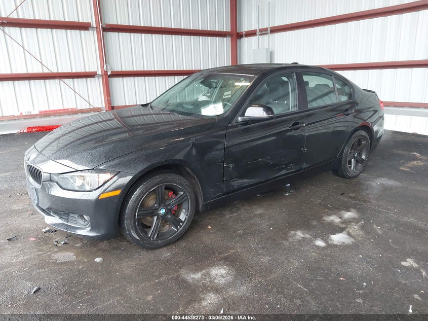 2015 BMW 3er VIN WBA3B5C57FP653529 IAAI salvage auction — SIDE, Mv-907A (New York), sold $1,200 on 2026-08-20 (photo 2)