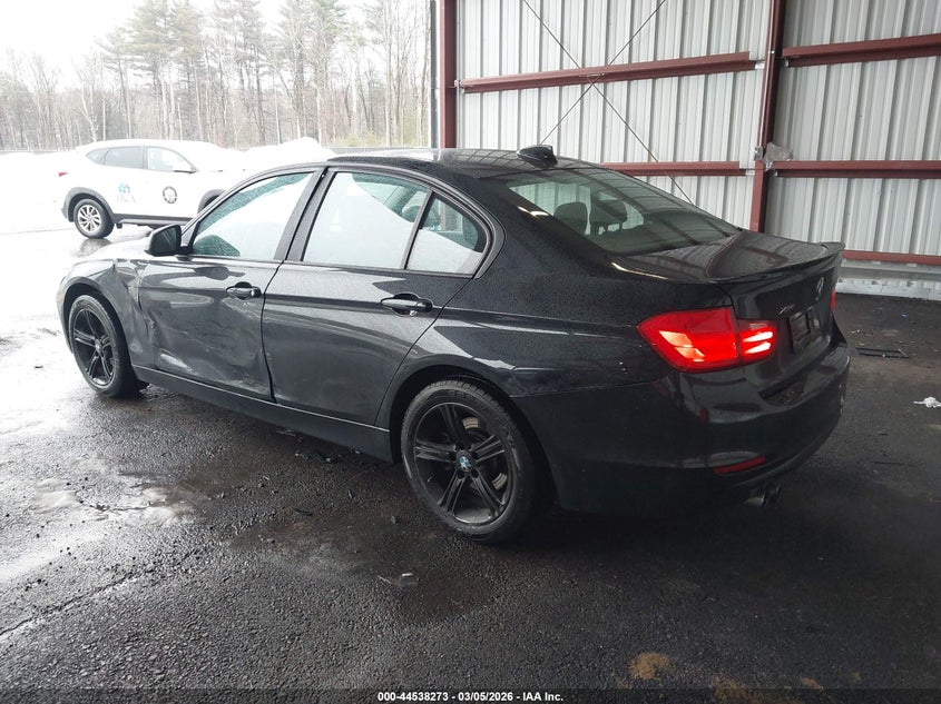 2015 BMW 3er VIN WBA3B5C57FP653529 IAAI salvage auction — SIDE, Mv-907A (New York), sold $1,200 on 2026-08-20 (photo 3)