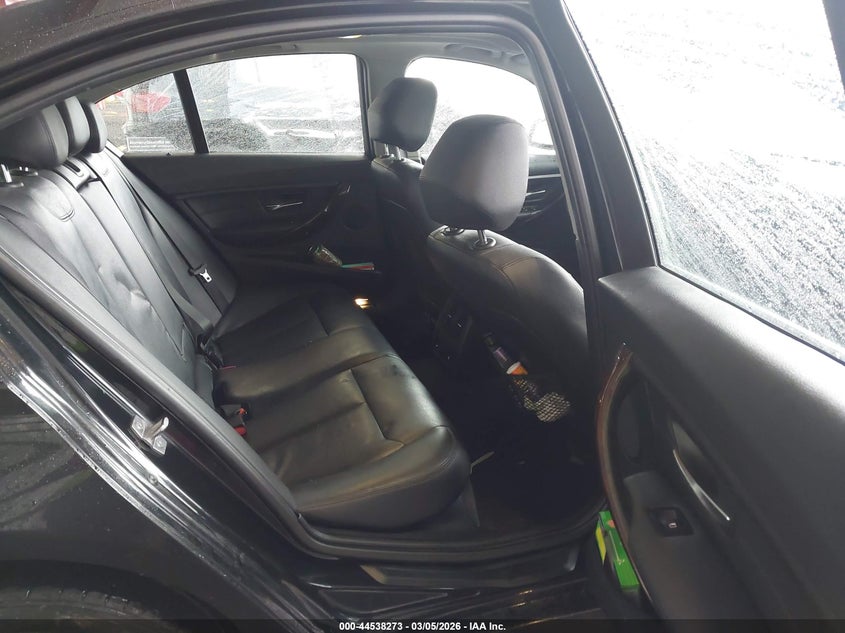 2015 BMW 3er VIN WBA3B5C57FP653529 IAAI salvage auction — SIDE, Mv-907A (New York), sold $1,200 on 2026-08-20 (photo 8)