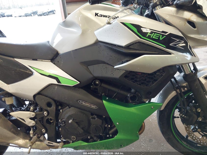 2024 Kawasaki VIN ML5CRGA17RDA01460 IAAI salvage auction — ALL OVER, Salvage (Kentucky), sold $975 on 2026-07-15 (photo 8)
