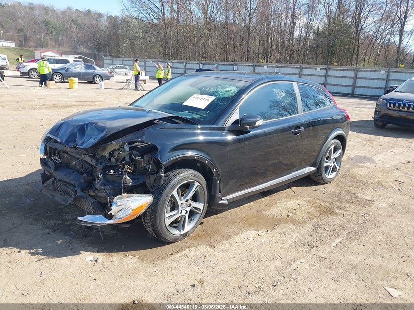2013 Volvo C30 VIN YV1672MK6D2306640 IAAI salvage auction — FRONT END, Salvage Title, sold $25 on 2026-07-29 (photo 2)