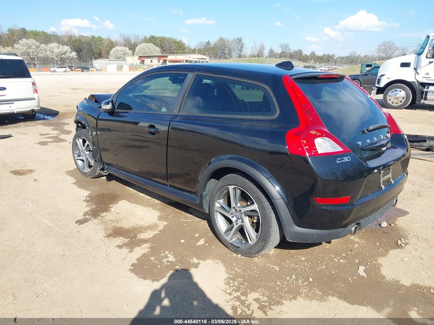 2013 Volvo C30 VIN YV1672MK6D2306640 IAAI salvage auction — FRONT END, Salvage Title, sold $25 on 2026-07-29 (photo 3)