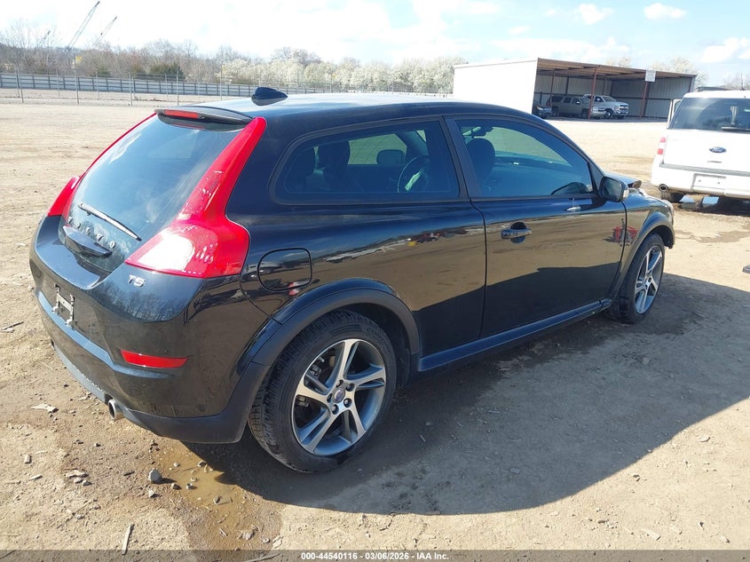 2013 Volvo C30 VIN YV1672MK6D2306640 IAAI salvage auction — FRONT END, Salvage Title, sold $25 on 2026-07-29 (photo 4)