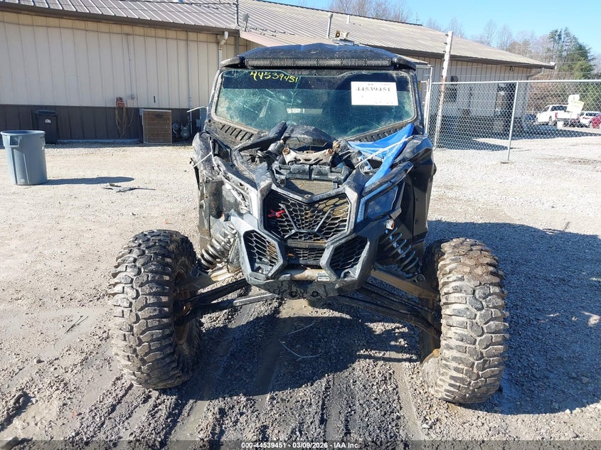 2024 Can-am/ brp Maverick VIN 3JBVXAV45RE000943 IAAI salvage auction — FRONT & REAR, Salvage (Kentucky), sold $9,050 on 2026-08-19 (photo 5)