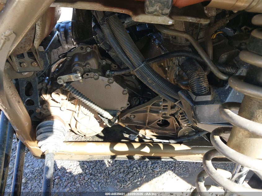 2024 Can-am/ brp Maverick VIN 3JBVXAV45RE000943 IAAI salvage auction — FRONT & REAR, Salvage (Kentucky), sold $9,050 on 2026-08-19 (photo 8)