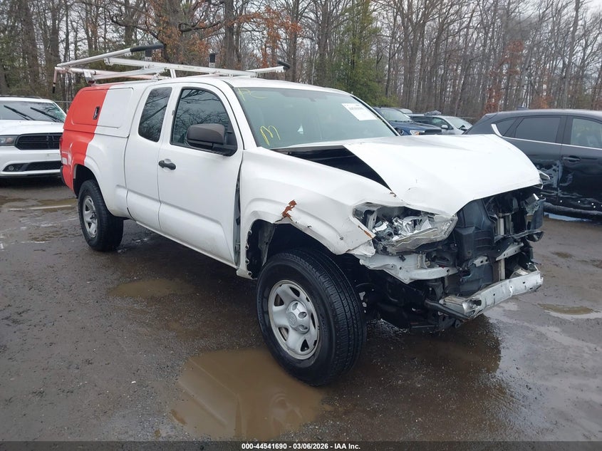 2017 Toyota Tacoma VIN 5TFRX5GN6HX087035 IAAI salvage auction — FRONT END, Salvage Title, sold $5,200 on 2026-07-26 (photo 1)