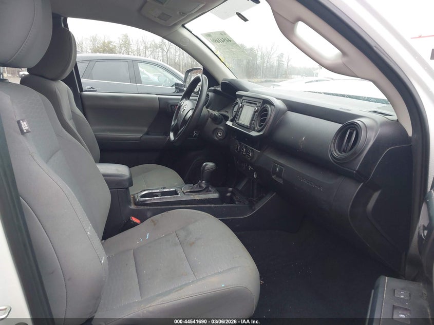 2017 Toyota Tacoma VIN 5TFRX5GN6HX087035 IAAI salvage auction — FRONT END, Salvage Title, sold $5,200 on 2026-07-26 (photo 5)