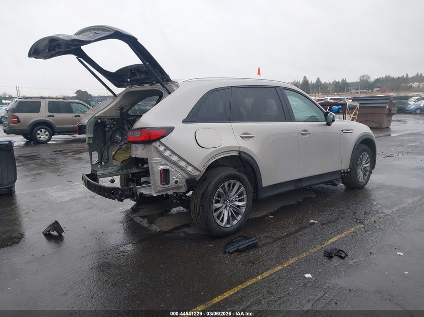 2025 Mazda Cx-90 VIN JM3KKBHA0S1239287 IAAI salvage auction — REAR END, Salvage (Oregon), sold $9,600 on 2026-07-29 (photo 4)