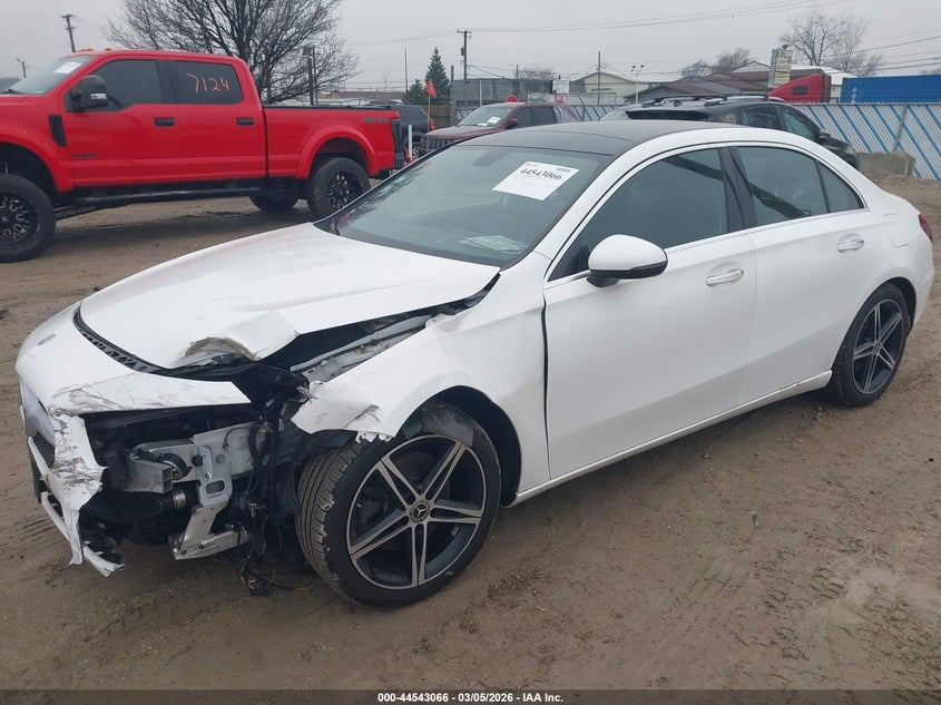 2019 Mercedes-benz A-klasse VIN WDD3G4FBXKW022506 IAAI salvage auction — LEFT FRONT, Salvage (Illinois), sold $5,900 on 2026-07-21 (photo 2)
