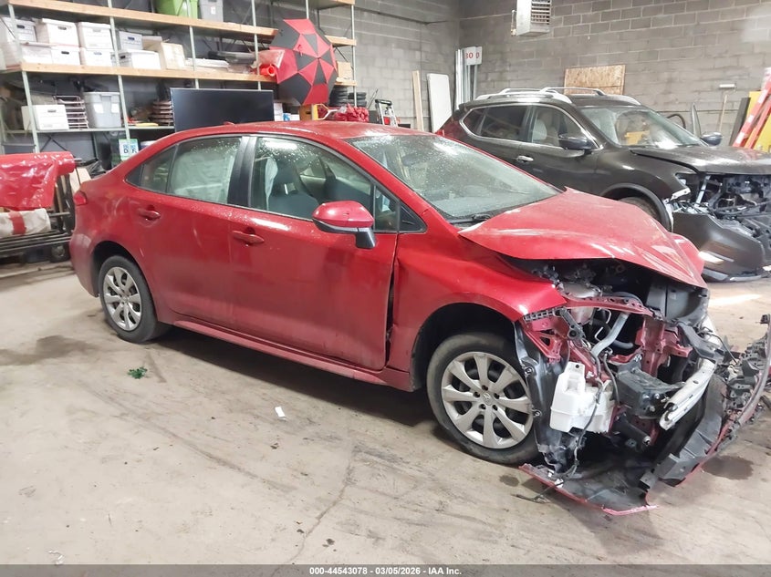 2021 Toyota Corolla VIN JTDEPMAE0MJ164626 IAAI salvage auction — FRONT END, Salvage Title, sold $3,075 on 2026-07-08 (photo 1)