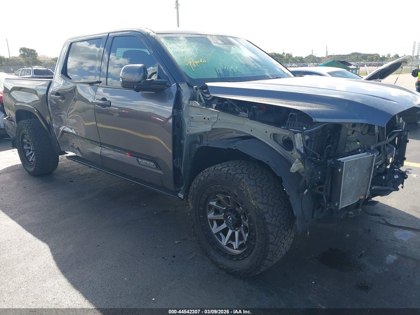 2023 Toyota Tundra VIN 5TFNA5AB9PX025142 IAAI salvage auction — RIGHT SIDE, Salvage Title, sold $19,225 on 2026-07-09 (photo 6)