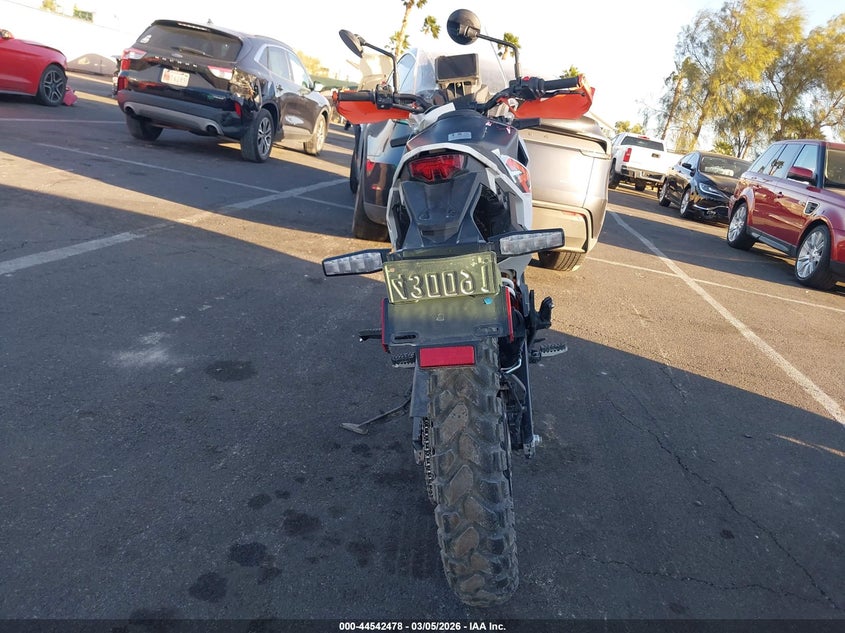 2025 Ktm 390 adventure VIN MD2JGJ407SN222244 IAAI salvage auction — FRONT END, Salvage Title, sold $2,550 on 2026-07-14 (photo 6)
