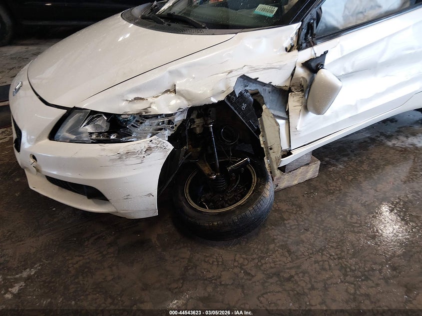 2015 Honda Cr-z VIN JHMZF1D6XFS001369 IAAI salvage auction — FRONT END, Salvage Title, sold $475 on 2026-07-20 (photo 6)