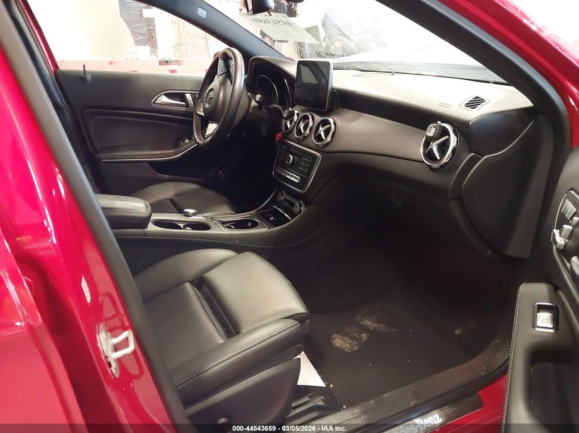 2018 Mercedes-benz Gla-klasse VIN WDCTG4EB0JJ367237 IAAI salvage auction — FRONT END, Salvage Title, sold $3,250 on 2026-08-14 (photo 5)