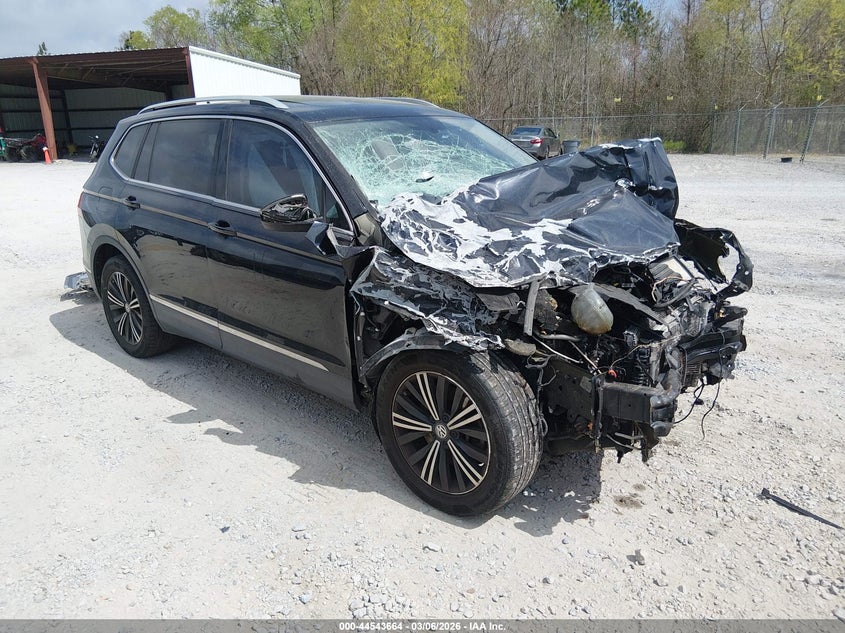2019 Volkswagen Tiguan VIN 3VV3B7AX3KM074655 IAAI salvage auction — FRONT END, Salvage Title, sold $900 on 2026-07-31 (photo 1)