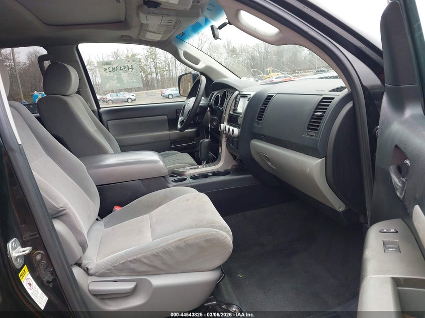 2013 Toyota Sequoia VIN 5TDBY5G16DS081117 IAAI salvage auction — FRONT END, Salvage Title, sold $2,250 on 2026-07-31 (photo 5)