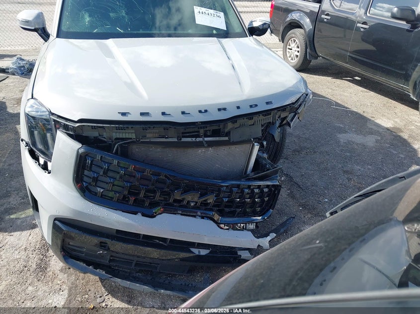 2025 Kia Telluride VIN 5XYP5DGC1SG687722 IAAI salvage auction — FRONT END, Wait Title, sold $12,100 on 2026-07-29 (photo 6)