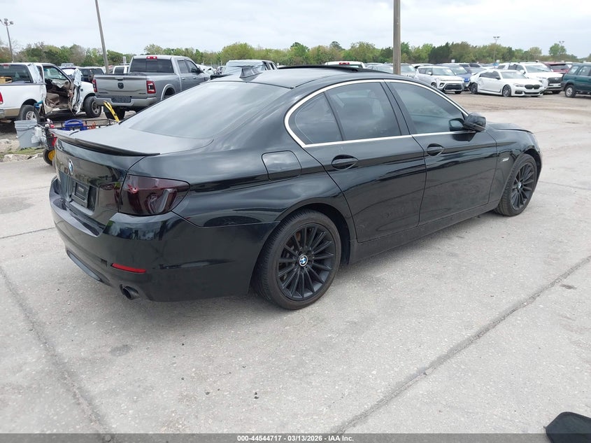 2011 BMW 5er VIN WBAFR7C51BC803494 IAAI salvage auction — LEFT SIDE, Rebuildable (Florida), sold $775 on 2026-07-22 (photo 4)